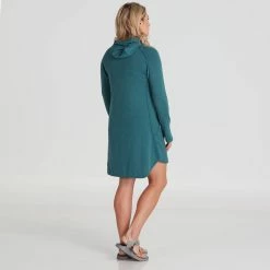 NRS Silkweight Hoodie Dress - Women's -BackcountryGear Whop 10112 02 Mediterranea Model Back 090121 rsz 93272.1677129837