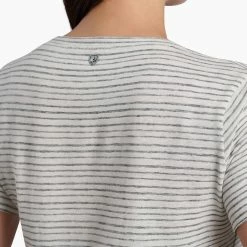 KUHL Aria Short Sleeve - Women's (Spring 2022) -BackcountryGear Whop 8463 Aria SS Pavement Detail 1 rsz 72667.1645400969