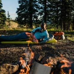 Big Agnes Anthracite 20° -BackcountryGear Whop Anthracite PDP LIFESTYLE IMAGE