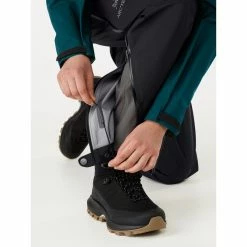 Arc'teryx Beta Pant - Women's -BackcountryGear Whop Beta Pant Black Women Cuff Detail S22 rsz 44720.1648248910