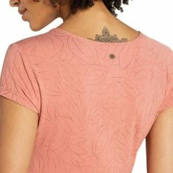 Sherpa Padma Wrap Dress - Women's (Spring 2022) -BackcountryGear Whop padma wrap dress brick model back rsz 77765.1664924748