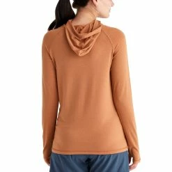 Free Fly Bamboo Shade Hoody - Women's (Fall 2022) -BackcountryGear Whop shade hoody desert sun women top 2 rsz 52450.1676491591